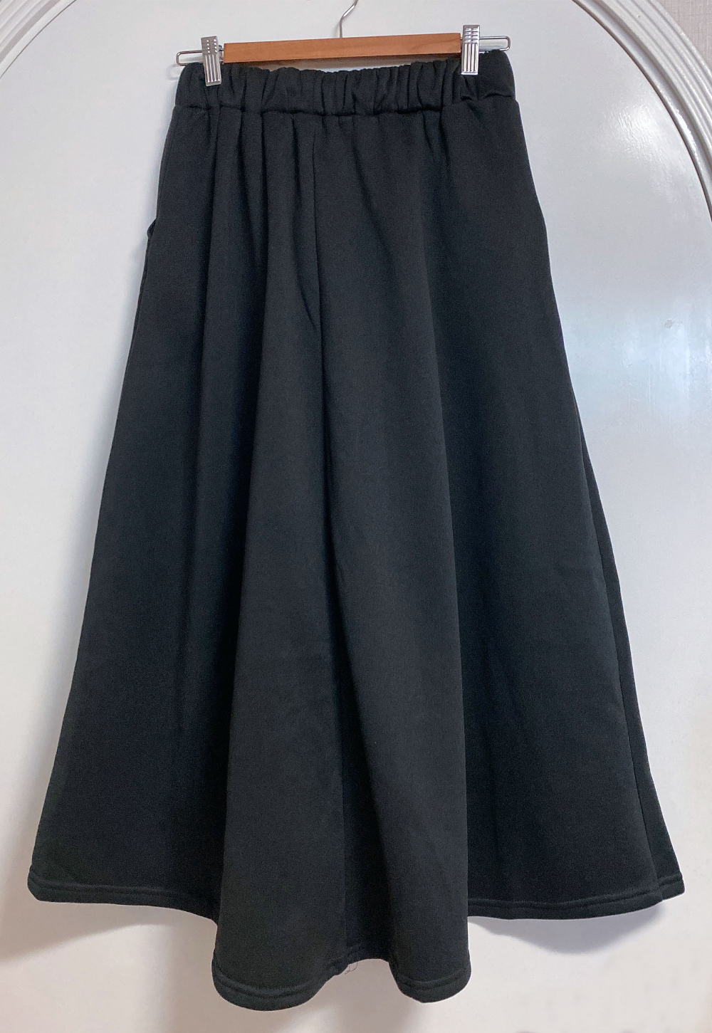 短裙 charcoal 彩色图像-S1L37